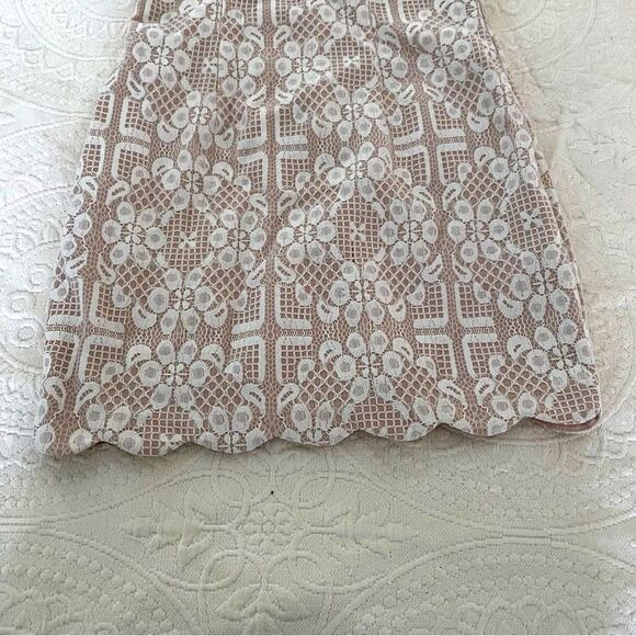 Forever 21 size S Bodycon Crochet Overlay High Neck Scallop Hem Dress - Picture 2 of 10